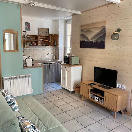 Studio cosy au coeur de Saint Martin Vésubie Extérieur photo